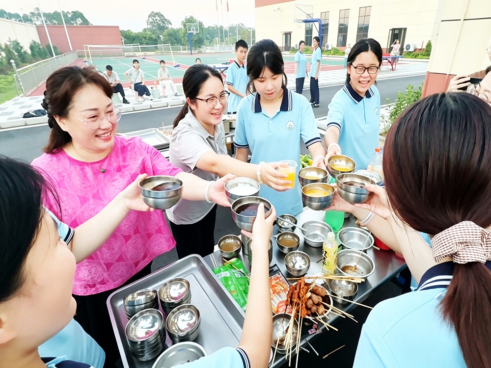 江门寄宿素质培育机构怎么选？青春期心理辅导联系方式指南