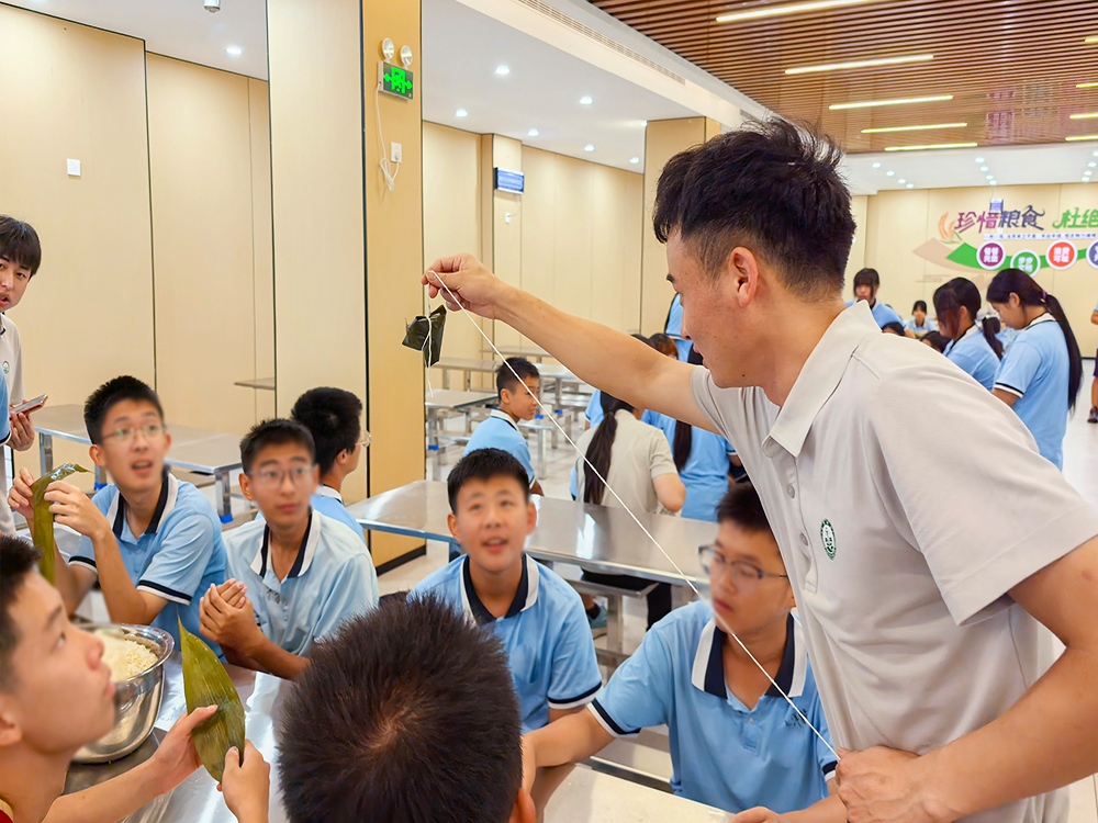 江门叛逆少年纠正学校怎么联系?本地寄宿素质培育机构测评